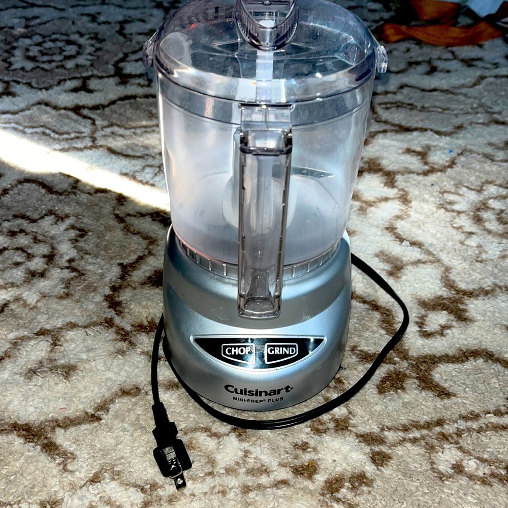 Cuisinart Mini Prep PLUS. Food processor.